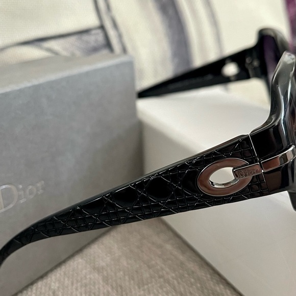 ⭐️COA⭐️CHRISTIAN DIOR SUNGLASSES W/Case-Box Dustbag & Cloth⚡️STUNNING⚡️ - Picture 12 of 14